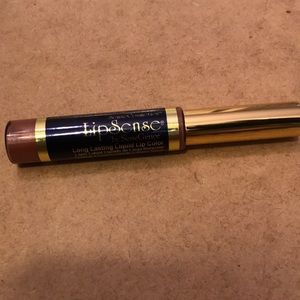 LipSense in color Dawn Rising